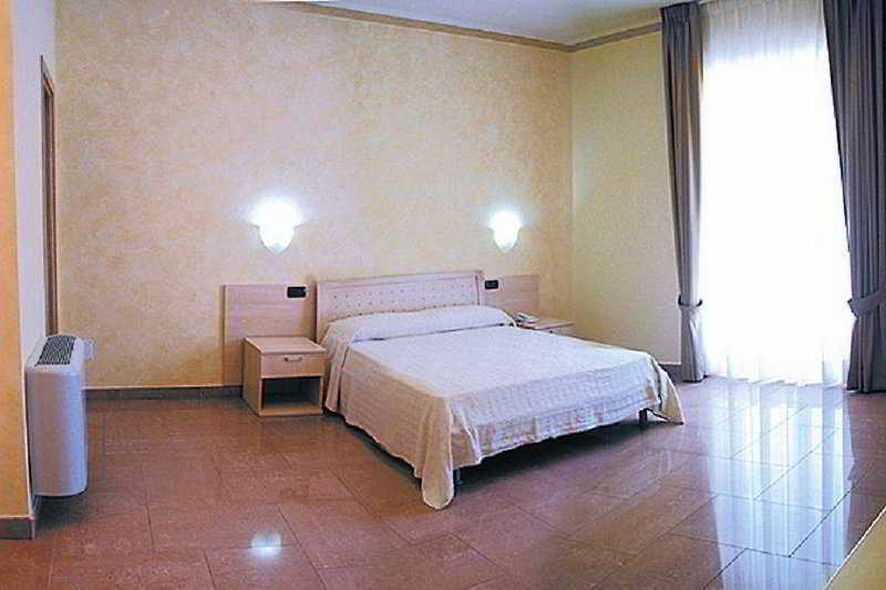 La Collina Hotel & Spa Oliveto Citra Phòng bức ảnh
