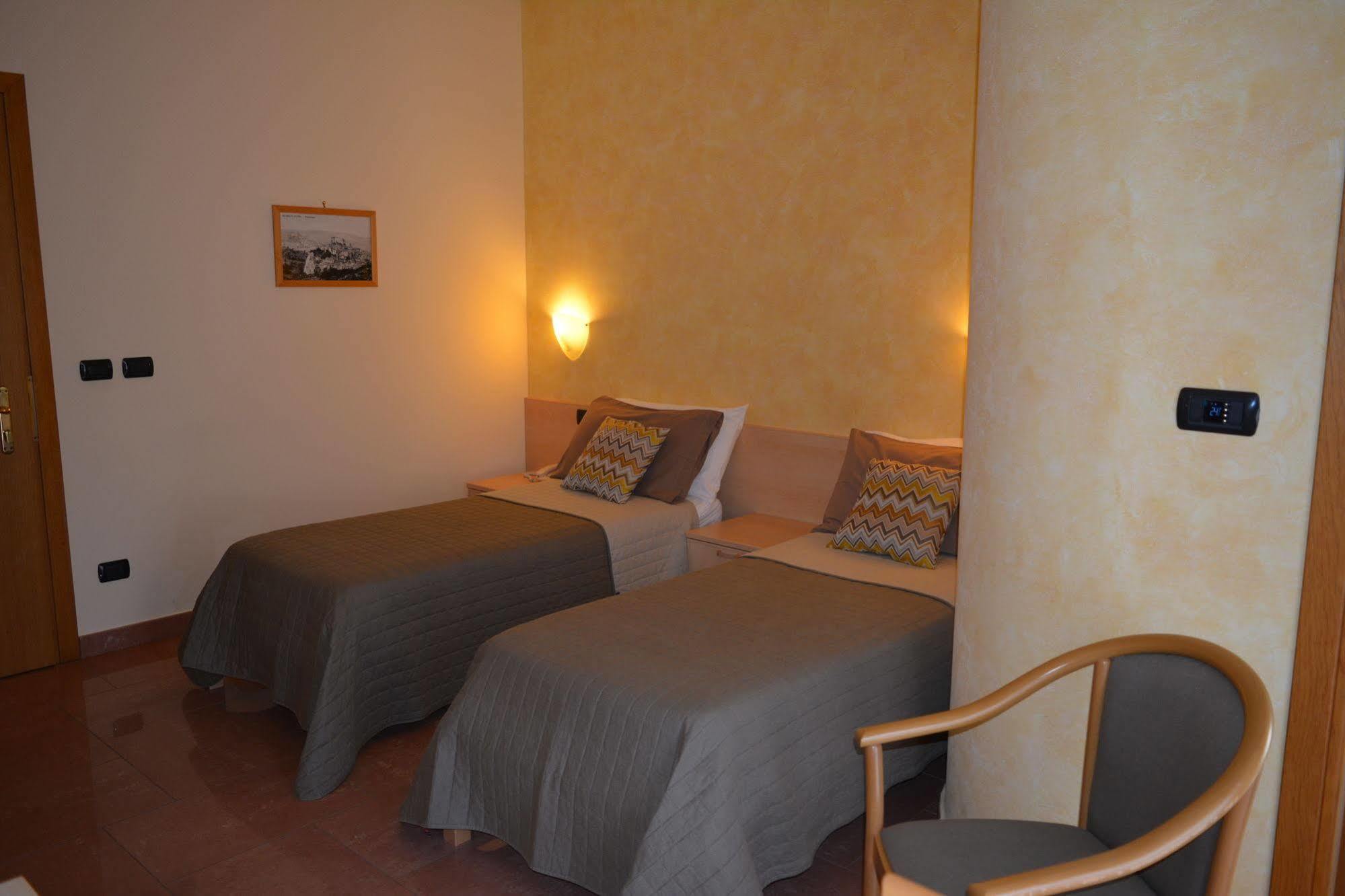 La Collina Hotel & Spa Oliveto Citra Ngoại thất bức ảnh